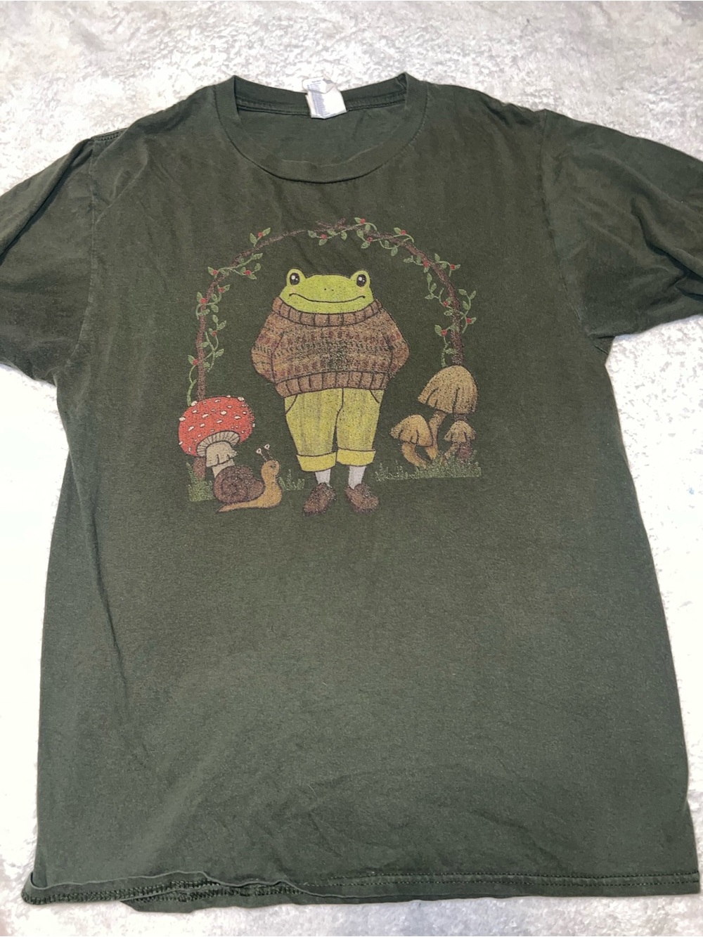 Frog tshirt woman size small